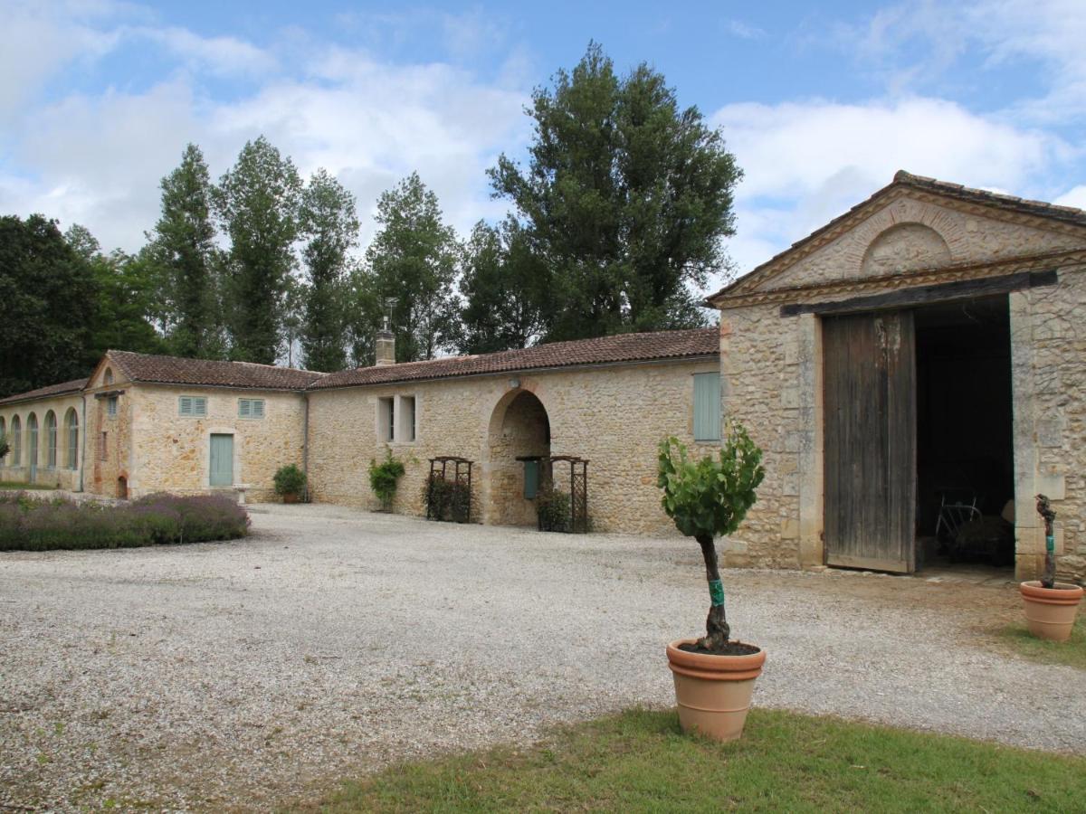 Chateau De L'Isle - Chambres D'Hotes Castelnau-de-Medoc Exterior photo